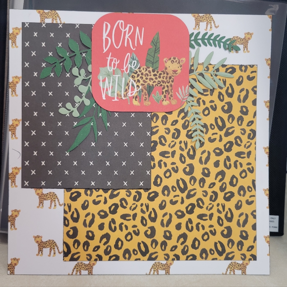 Custom Scrapbook! 📷 - Picture 3 of 14